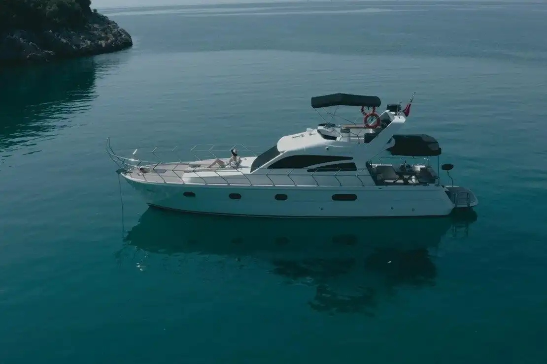Antalya Yat Kiralama 17m Motor Yat 52